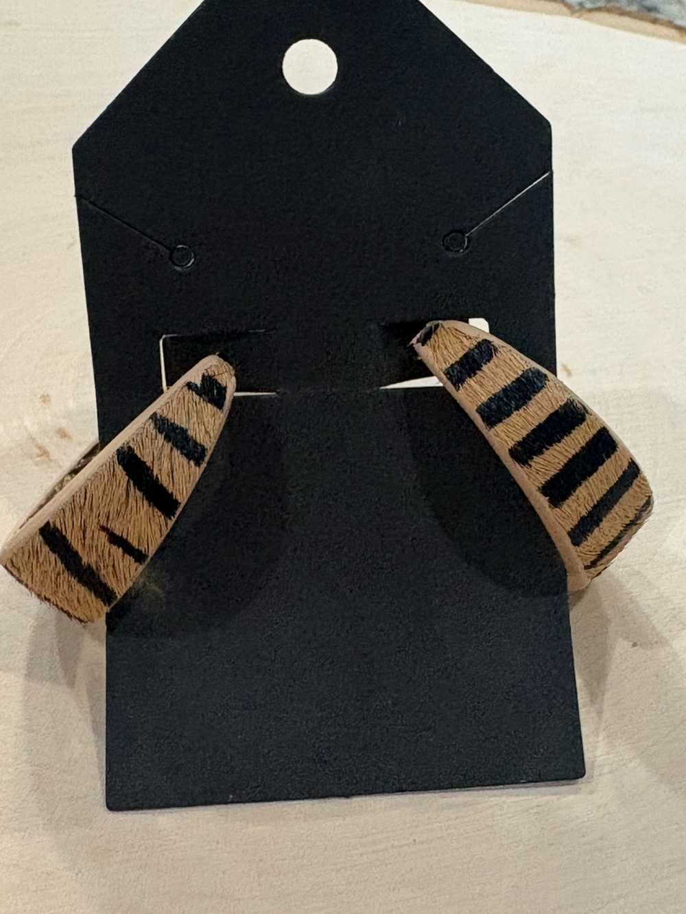 Tiger stripe small hoop earrings new on card and Unbranded